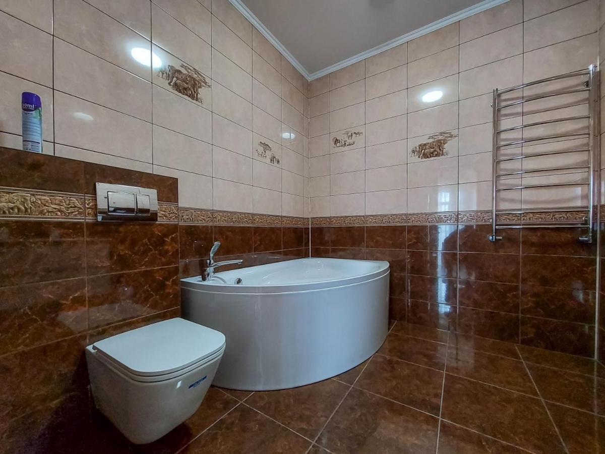 Graff Hotel Dnipro Eksteriør billede